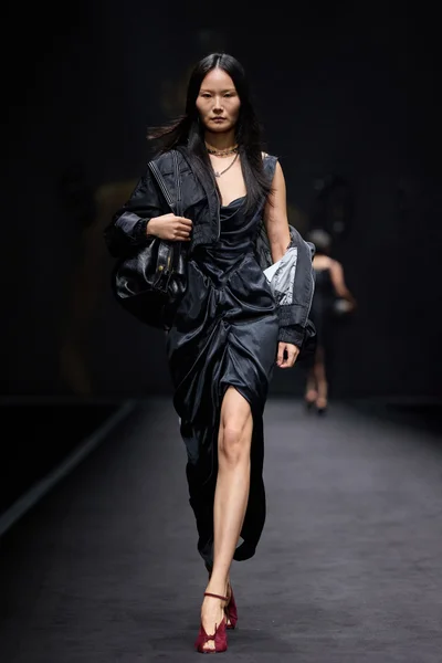 Look 6